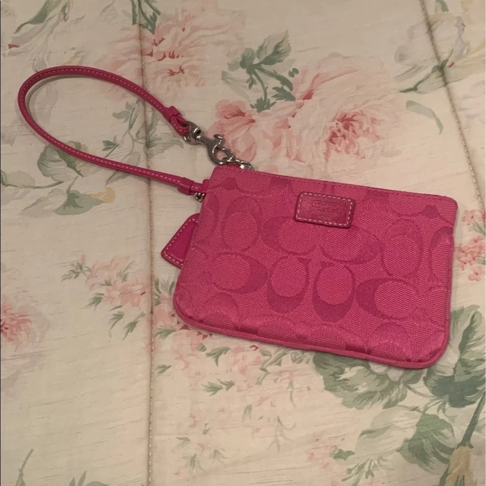 Coach Signature C vintage wristlet hot pink rare